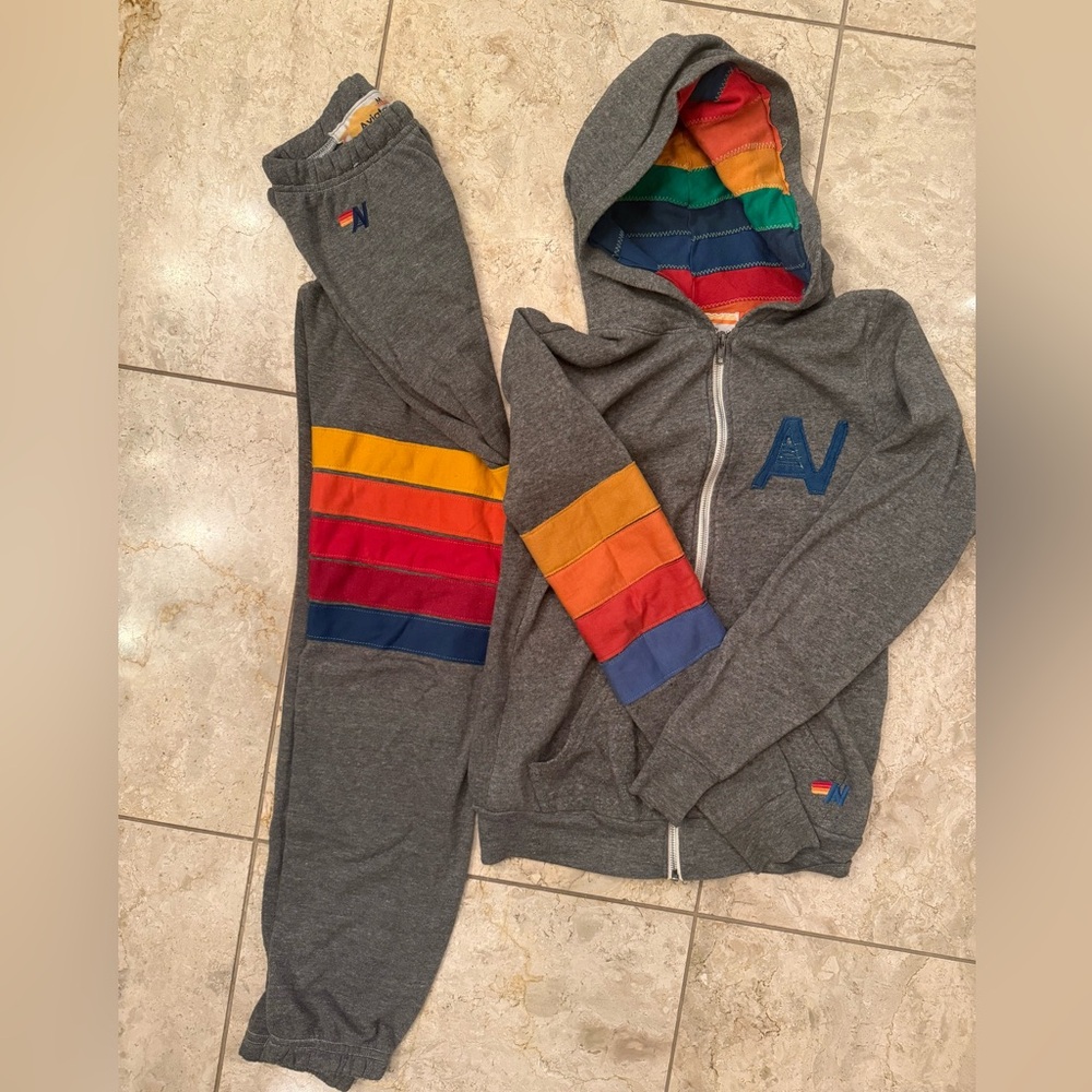 RARE Women Aviator Nation Sig Rainbow Hoodie
Full Zip Sweatshirt & Pants Gray